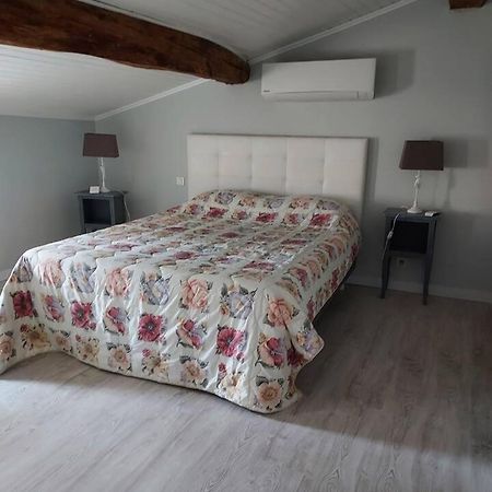 Maisonnette Saintes Exteriör bild