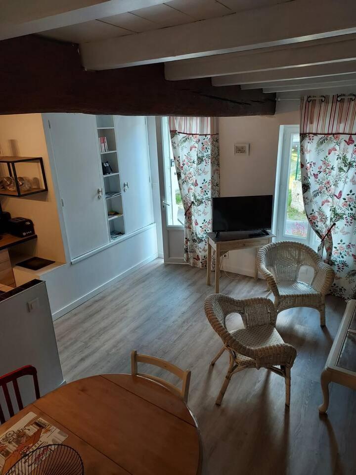 Maisonnette Saintes Exteriör bild